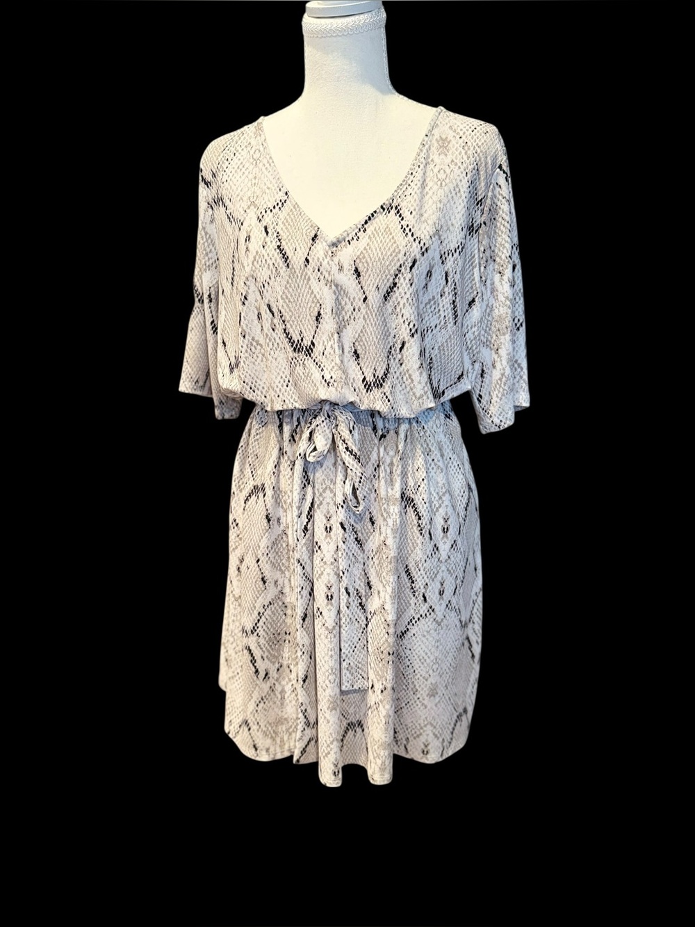 APT 9 Snake Print Faux Wrap Dress XL Belted V Neck Midi Career Office Chic
